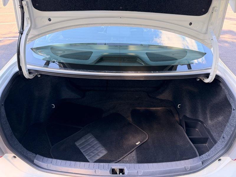 Used 2010 Toyota Corolla FWD image 20