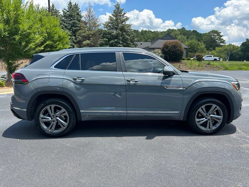 Used 2024 Volkswagen Atlas Cross Sport SEL R-Line AWD/4WD image 22