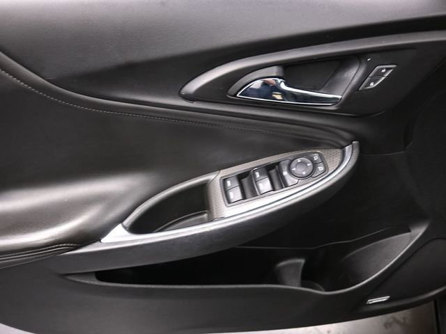 Used 2018 Chevrolet Malibu LT w/ Leather Package image 13