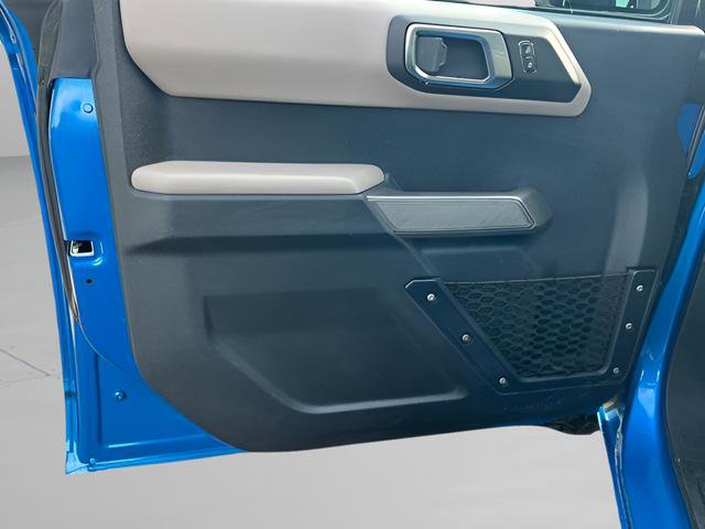 Used 2021 Ford Bronco Wildtrak image 13