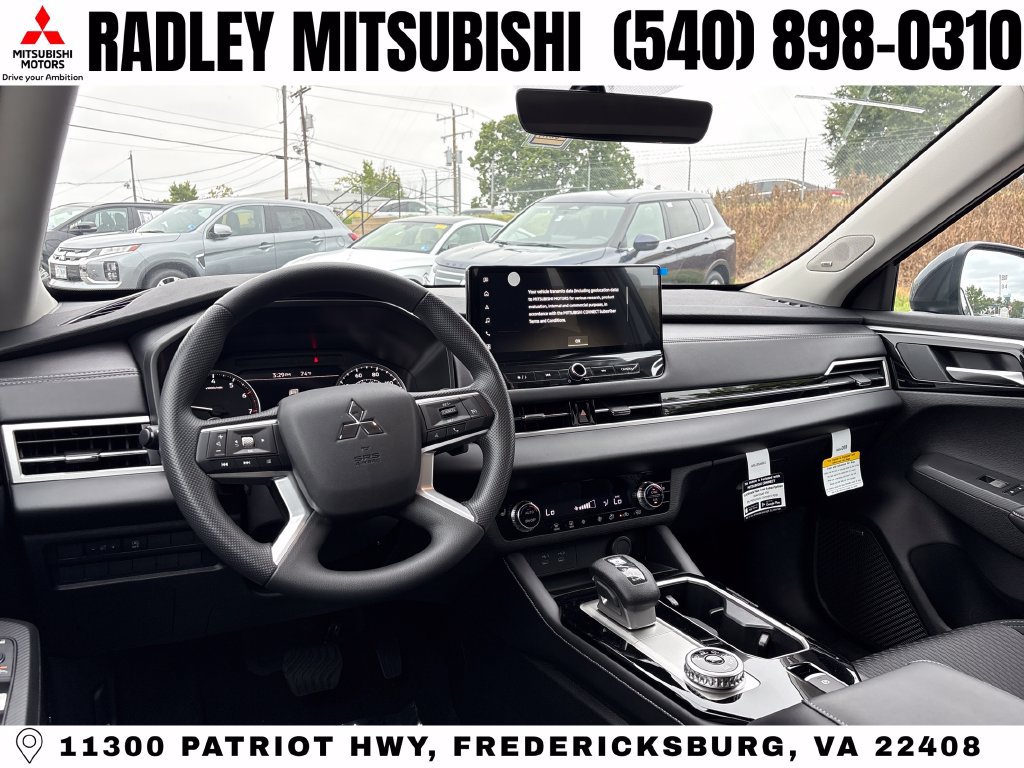 New 2026 Mitsubishi Outlander ES AWD/4WD image 13