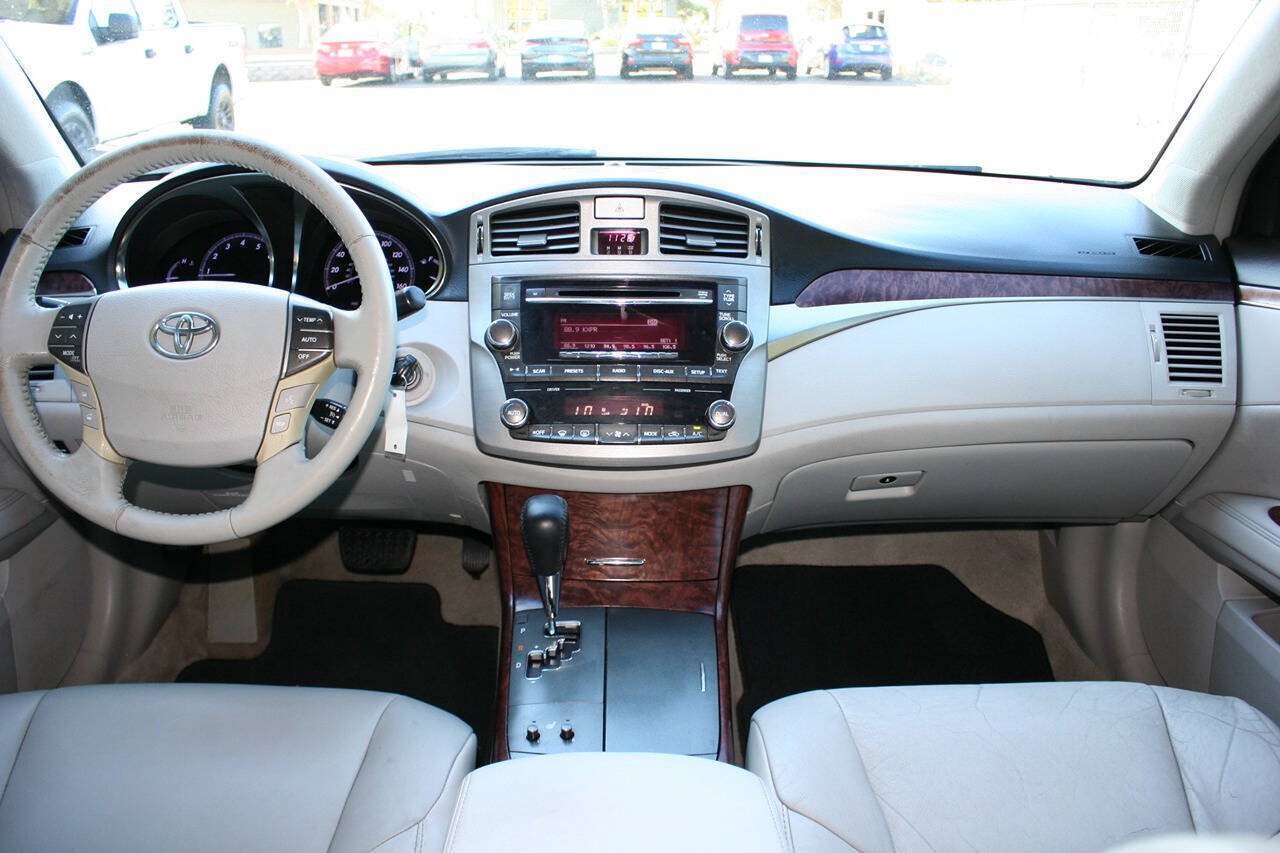 Used 2011 Toyota Avalon FWD image 14