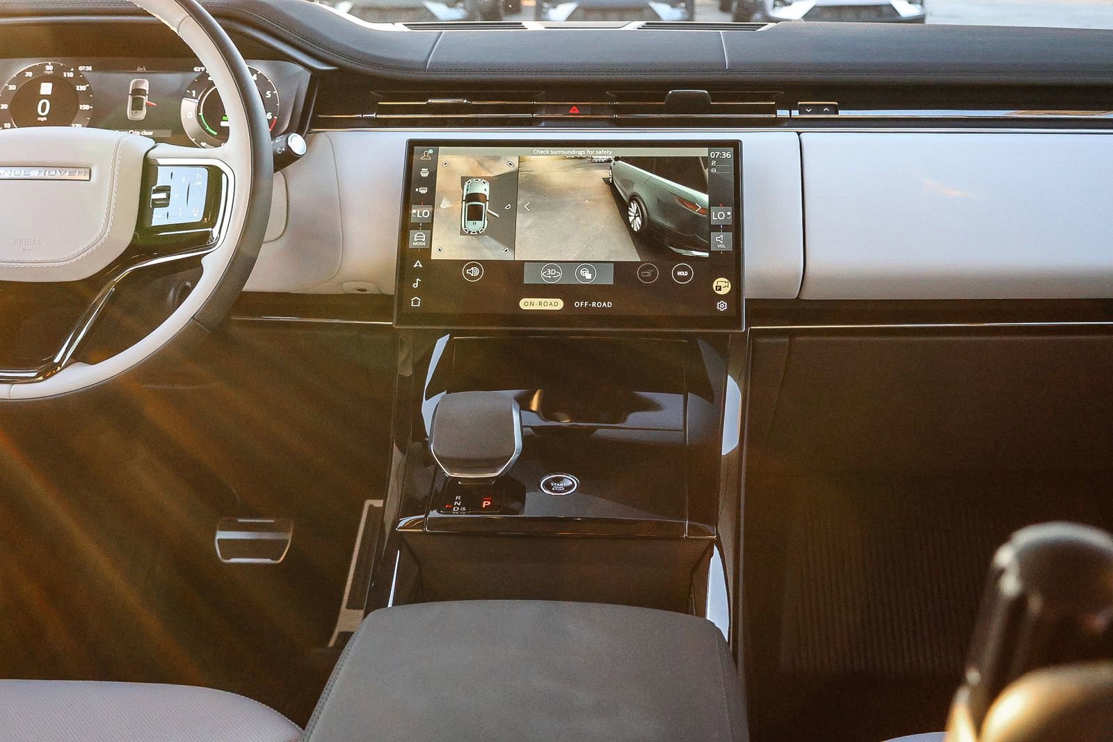 New 2026 Land Rover Range Rover Sport Dynamic SE image 24