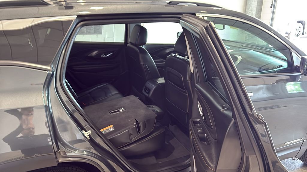 Used 2018 GMC Terrain SLT w/ Preferred Package AWD/4WD image 15