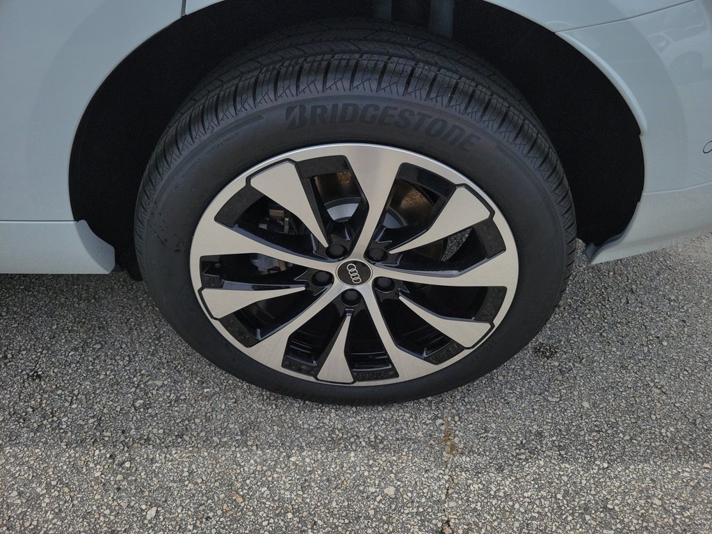 New 2026 Audi Q3 quattro 2.0T AWD/4WD image 29