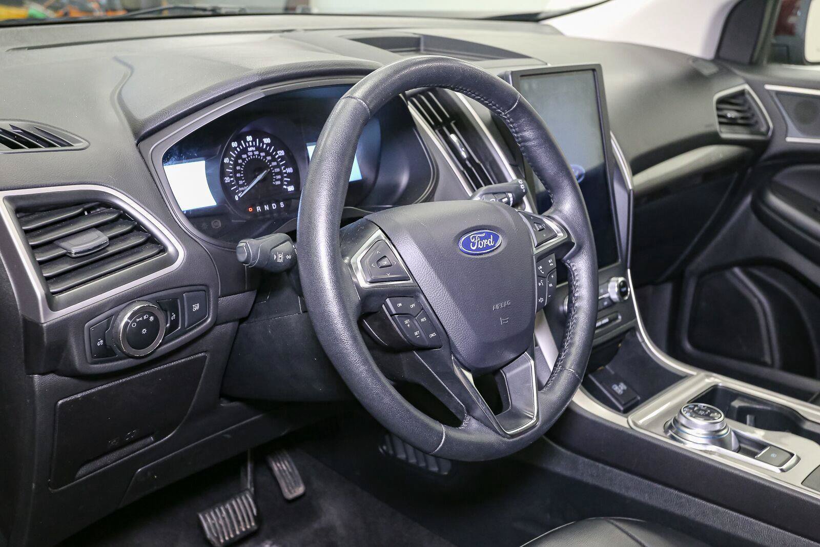 Used 2024 Ford Edge SEL AWD/4WD image 22
