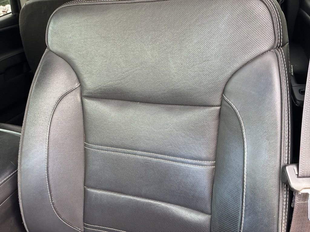 Used 2016 GMC Sierra 2500 Denali w/ Suspension Package, Off-Road image 9