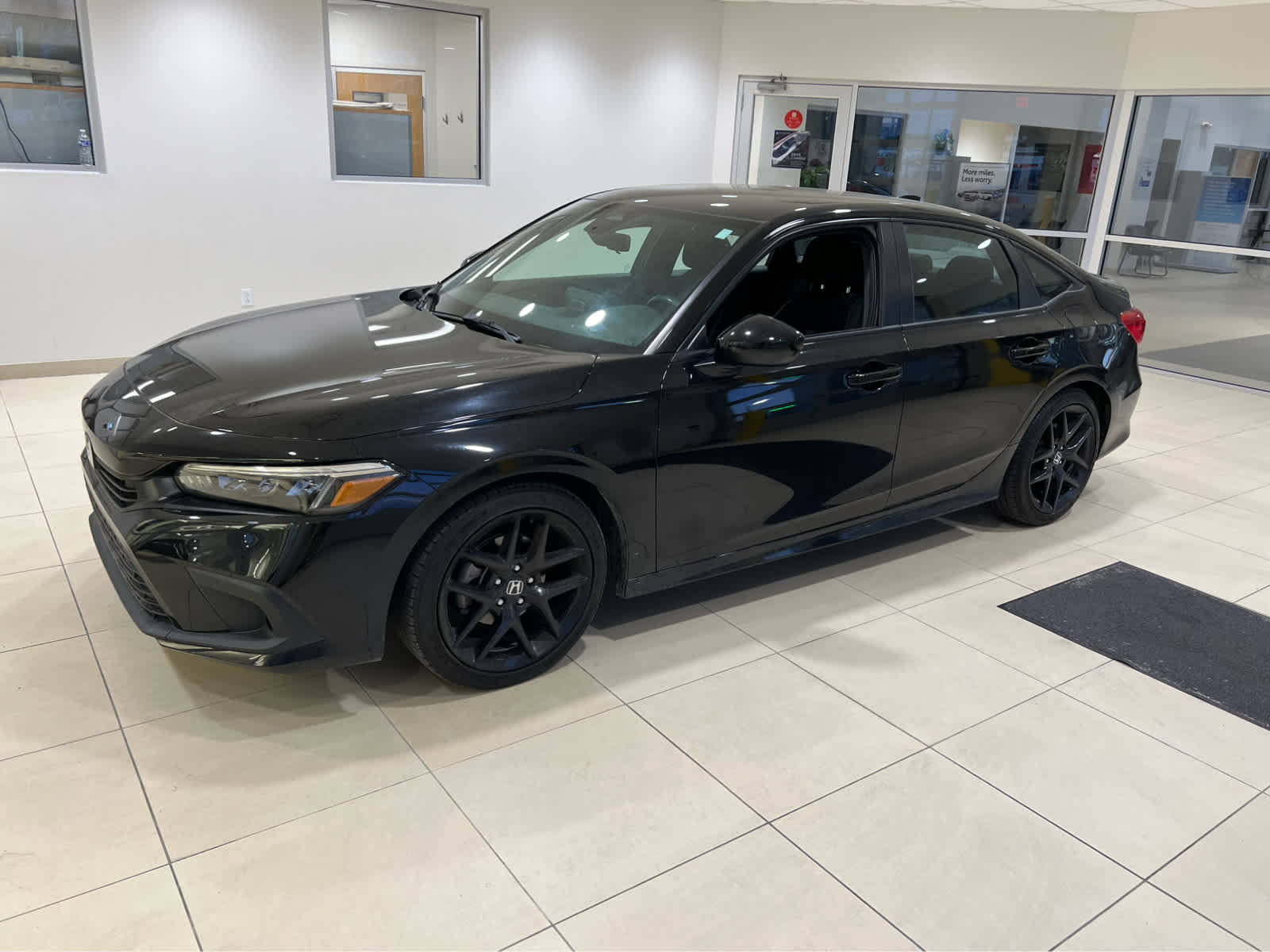 Used 2024 Honda Civic Sport image 3