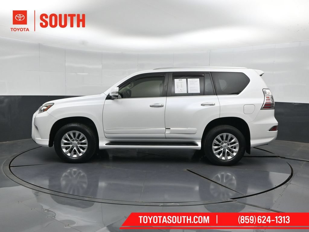 Used 2017 Lexus GX 460 AWD/4WD image 7