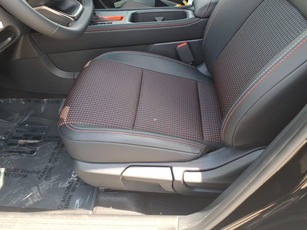 New 2026 Nissan Kicks SR w/ SR Premium Package AWD/4WD image 18