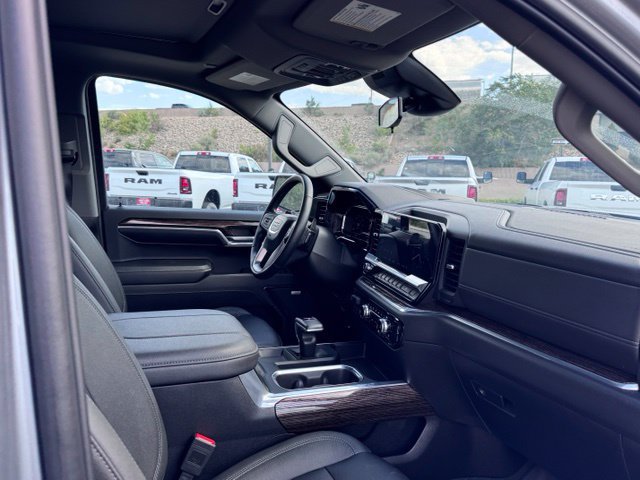 Used 2024 GMC Sierra 1500 Elevation w/ Elevation Premium Package AWD/4WD image 19