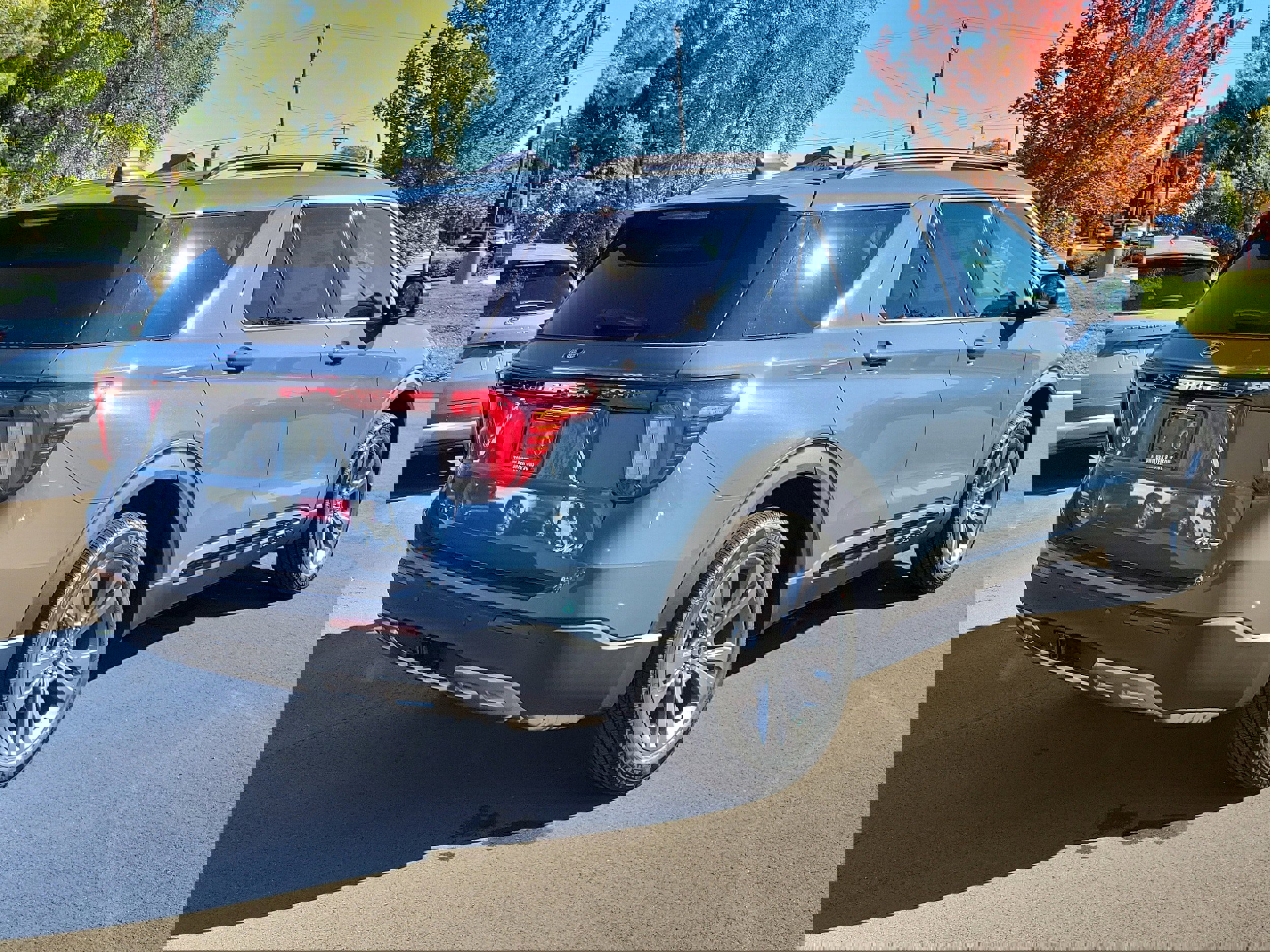 New 2026 Ford Explorer Active w/ Active Comfort Package image 4