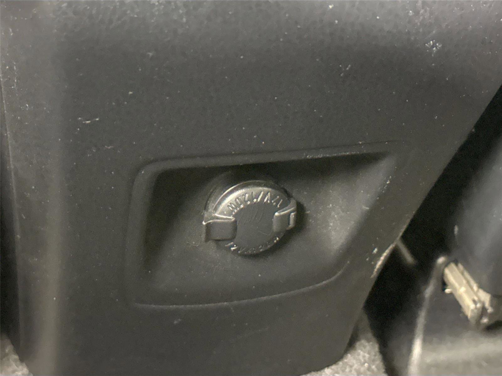 Used 2017 Toyota RAV4 XLE image 34