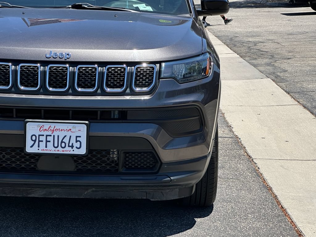 Used 2023 Jeep Compass Sport AWD/4WD image 13
