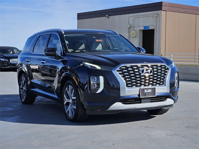 Used 2021 Hyundai Palisade Limited image 3
