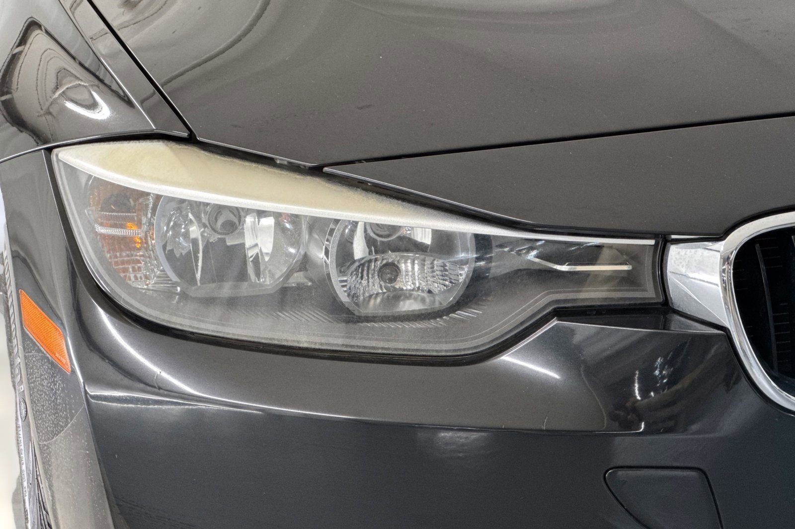 Used 2013 BMW 320i Sedan RWD image 10