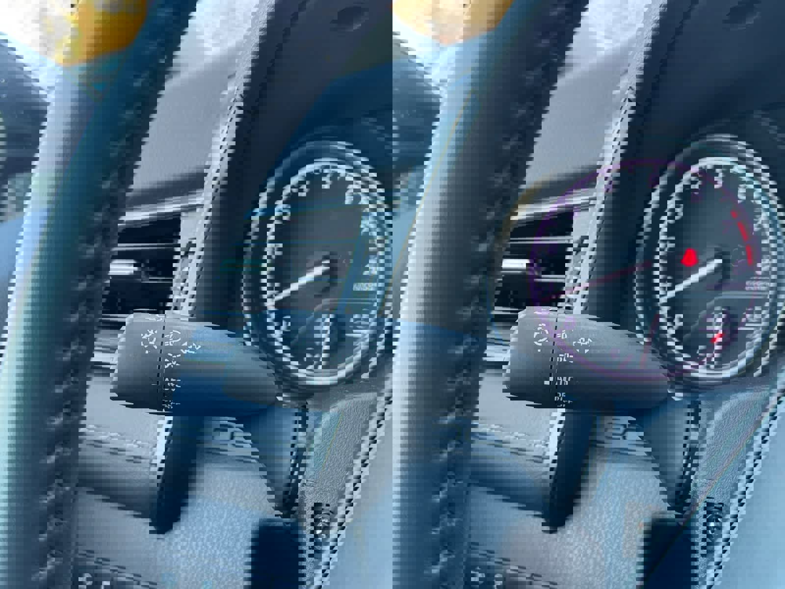 Used 2024 Toyota Camry SE image 20