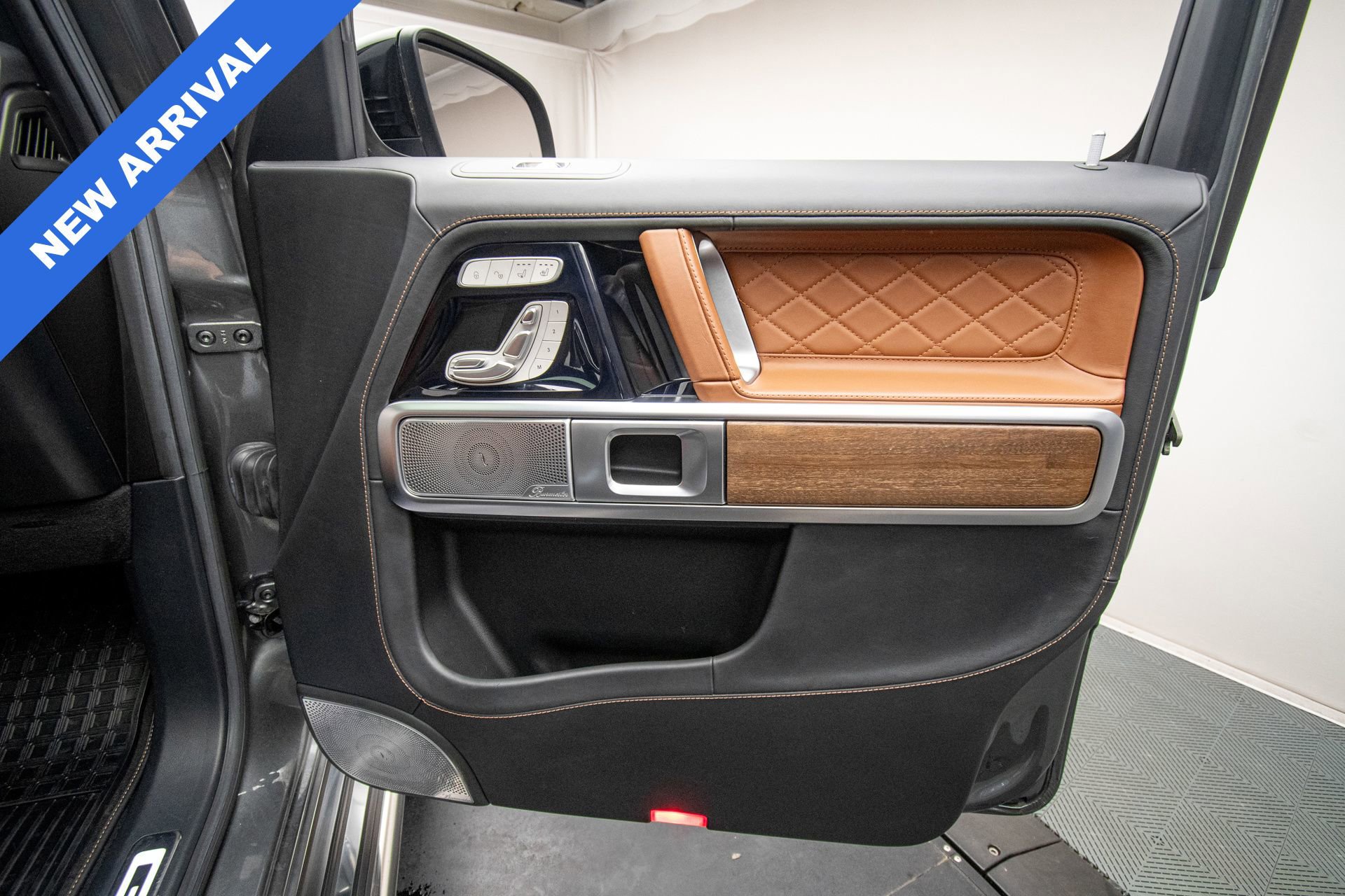 Used 2021 Mercedes-Benz G 550 image 33