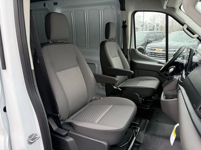 New 2026 Ford Transit 250 148 Medium Roof image 15