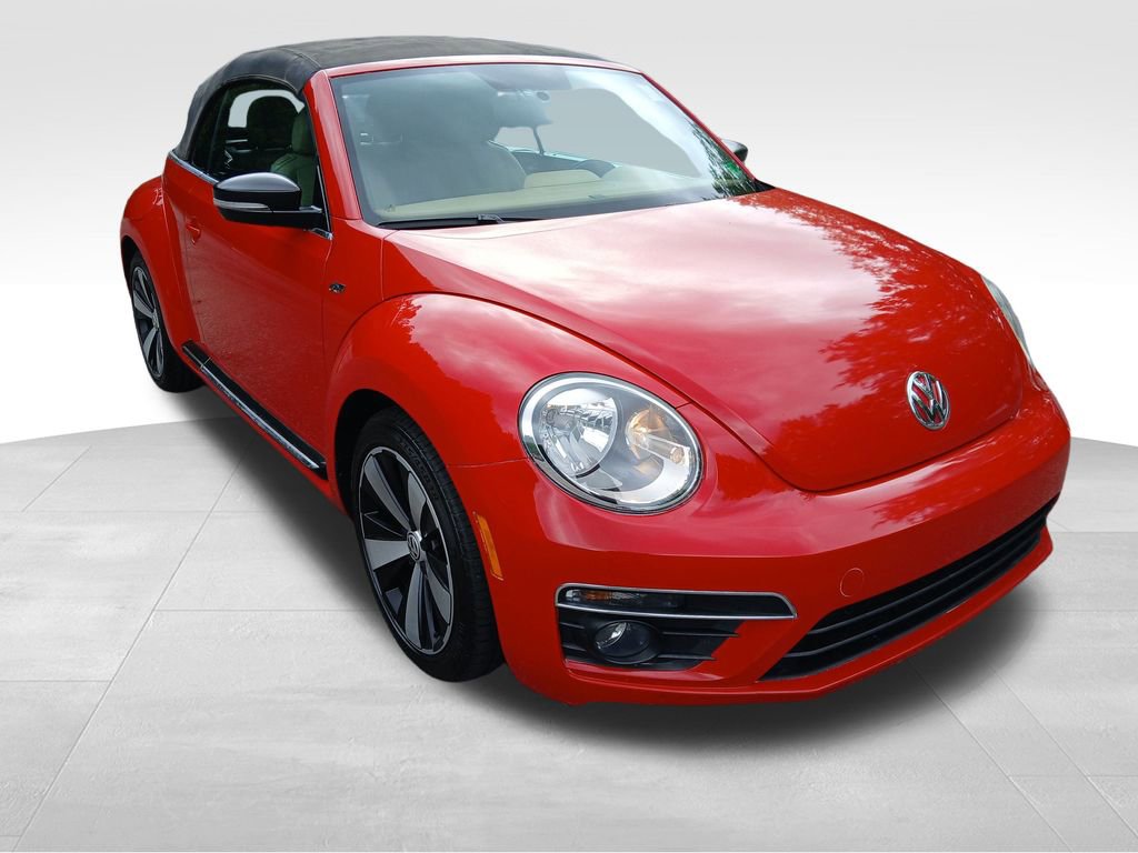 Used 2014 Volkswagen Beetle R-Line image 8