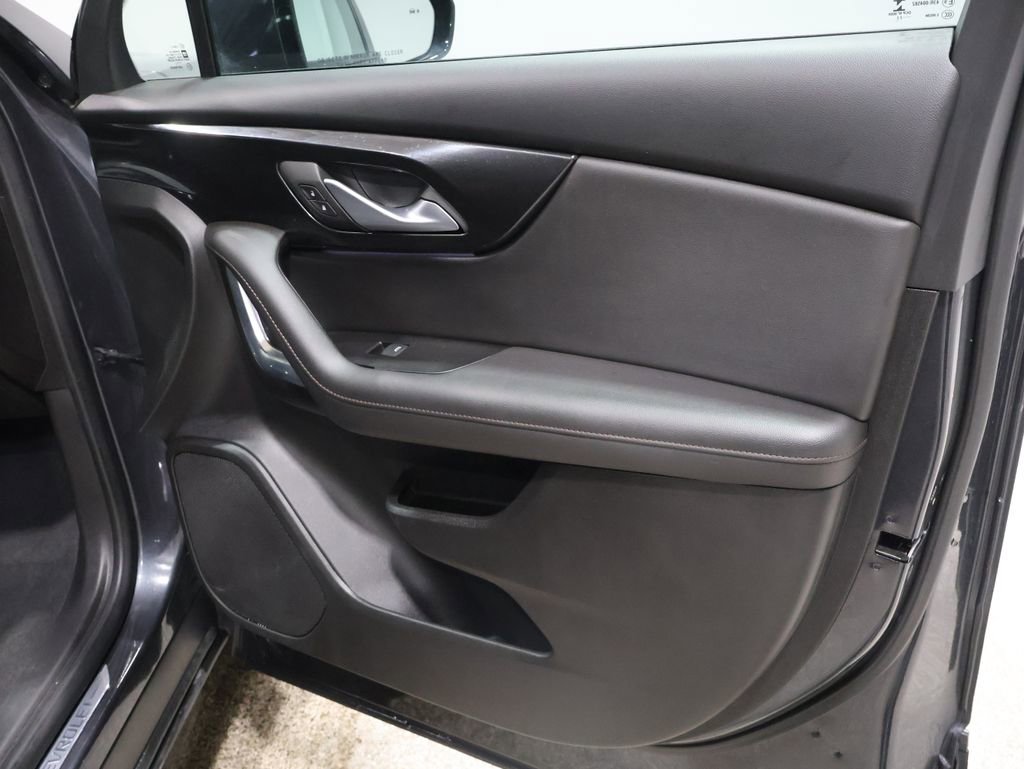 Used 2022 Chevrolet Blazer Premier image 26