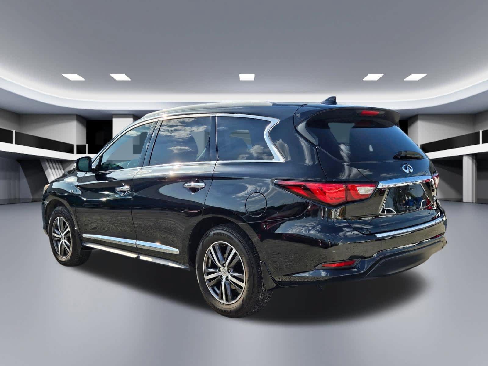 Used 2016 INFINITI QX60 FWD w/ Premium Plus Package image 4