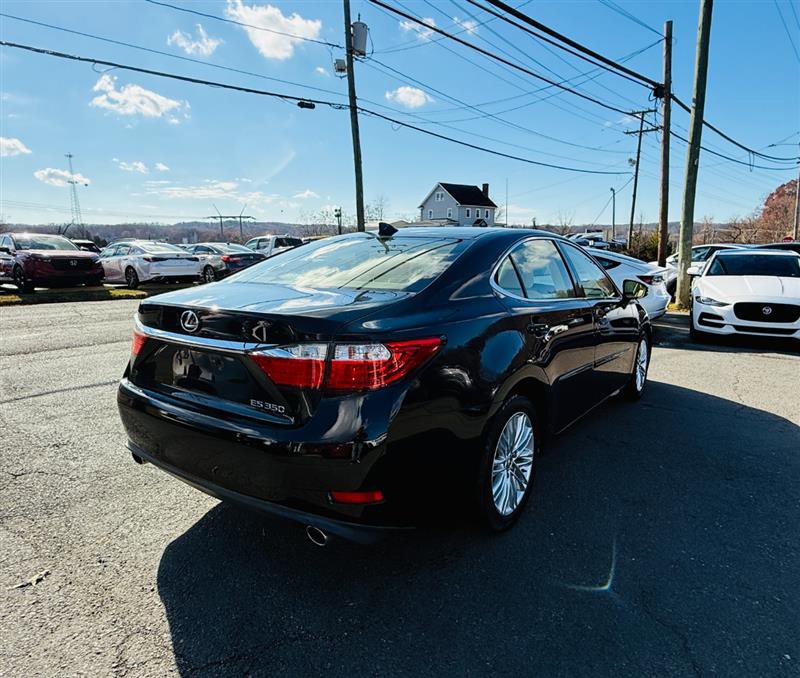 Used 2015 Lexus ES 350 w/ Luxury Package image 5