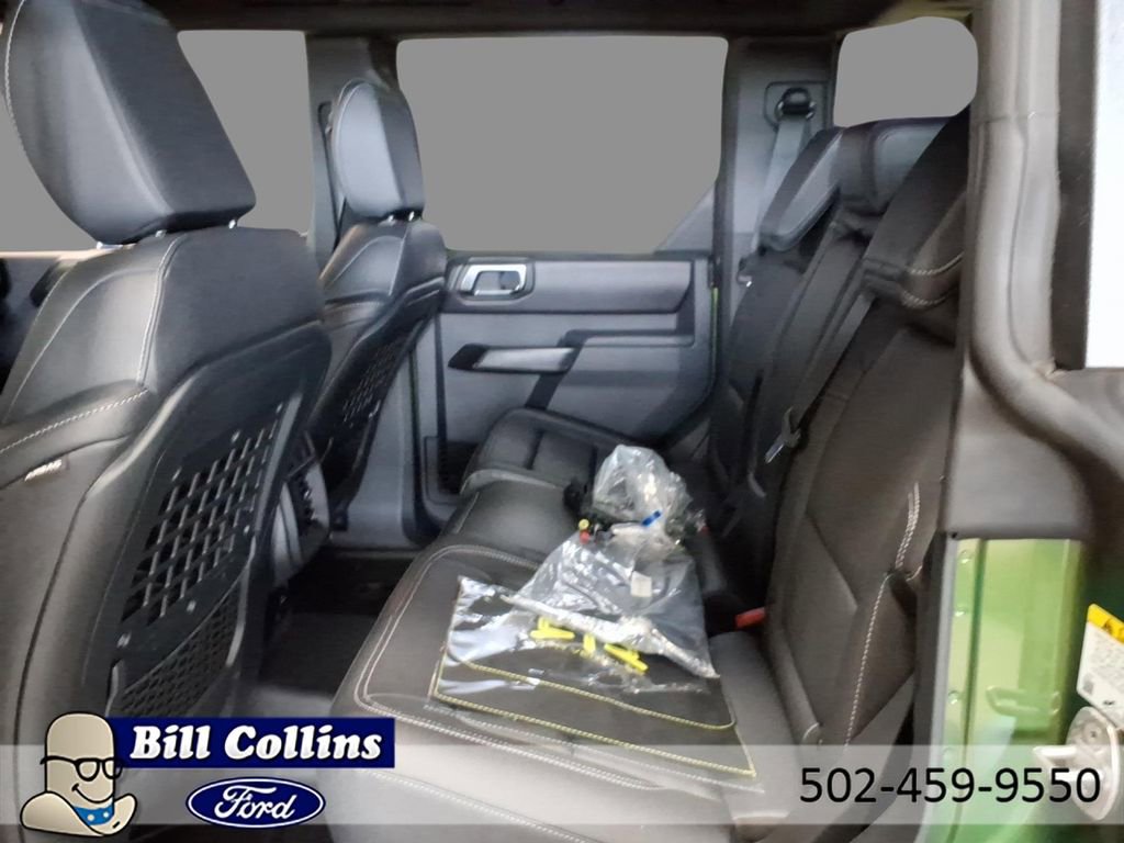 New 2025 Ford Bronco Badlands image 9