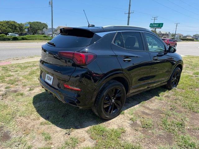 Used 2024 Buick Encore GX Sport Touring w/ Comfort Package AWD/4WD image 7