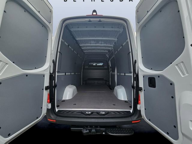 New 2026 Mercedes-Benz Sprinter 144 Cargo image 6