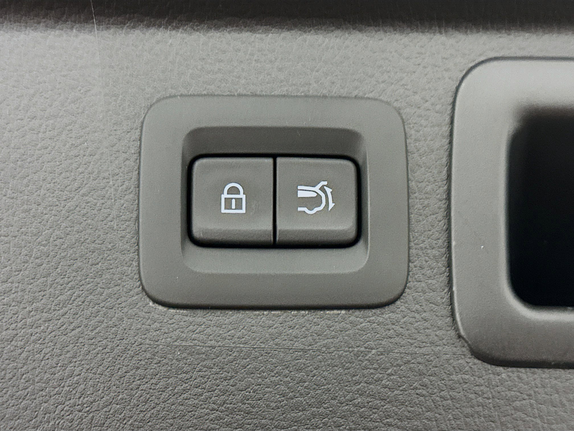 Used 2025 MAZDA CX-50 2.5 Hybrid w/ Preferred Pkg image 31