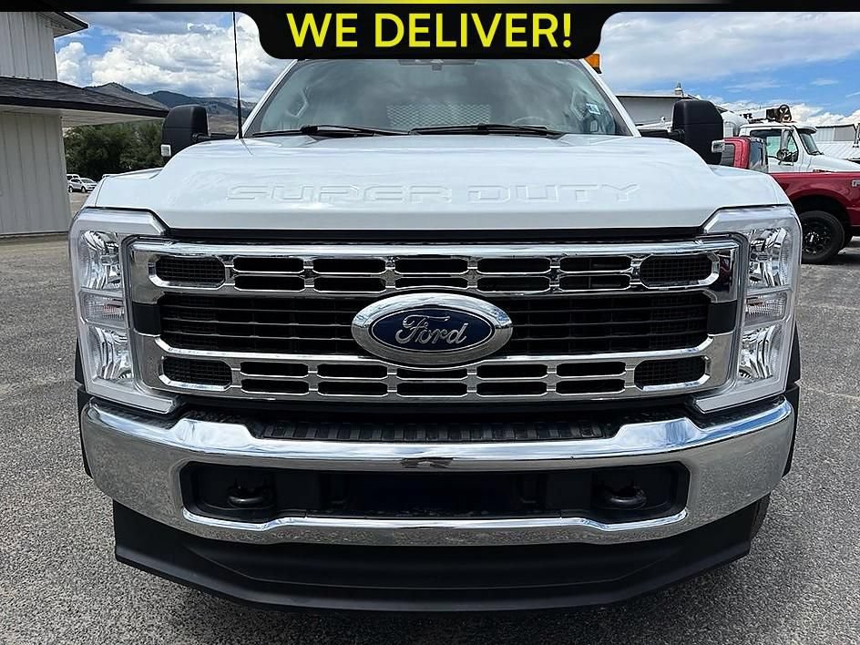 Used 2024 Ford F550 4x4 Crew Cab Super Duty image 2