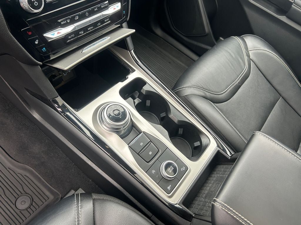 Used 2022 Ford Explorer ST w/ Equipment Group 401A AWD/4WD image 18