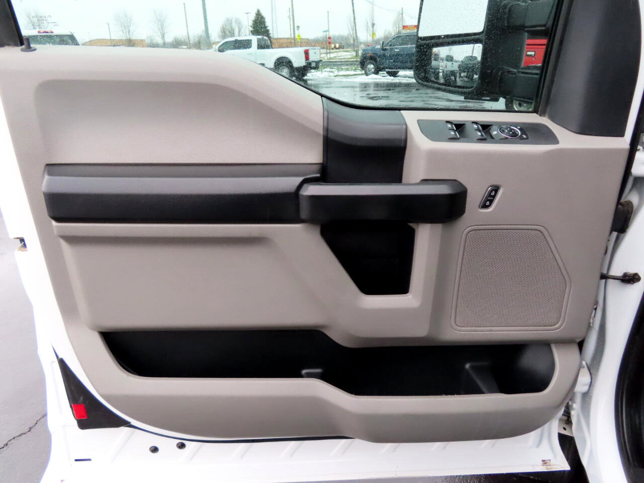 Used 2019 Ford F450 XL w/ XL Value Package image 17