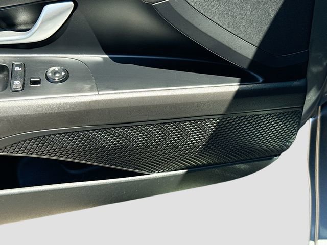 Certified 2023 Hyundai Elantra SEL w/ Convenience Package image 18