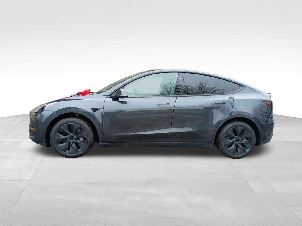 Used 2025 Tesla Model Y Long Range image 2