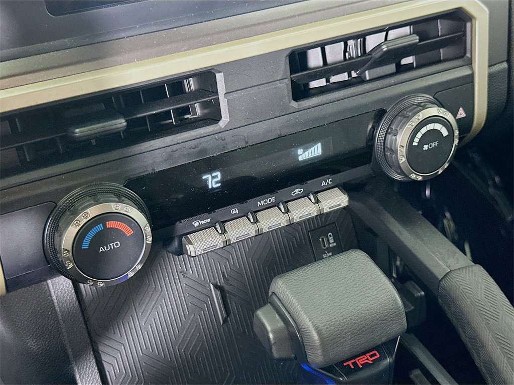 Used 2025 Toyota Tacoma TRD Off-Road image 25