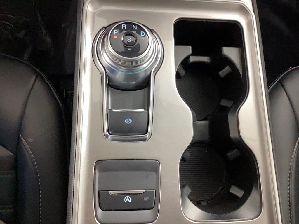 Used 2024 Ford Edge SEL image 29