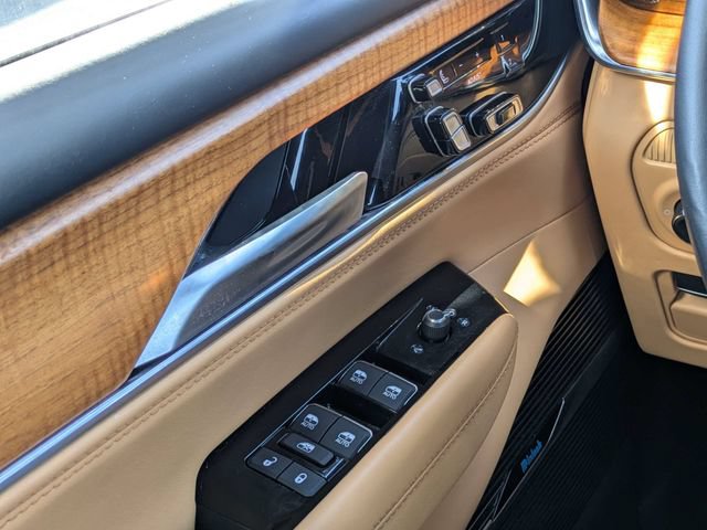 New 2025 Jeep Grand Wagoneer Series III w/ Rear Seat Video Group 1 AWD/4WD image 29