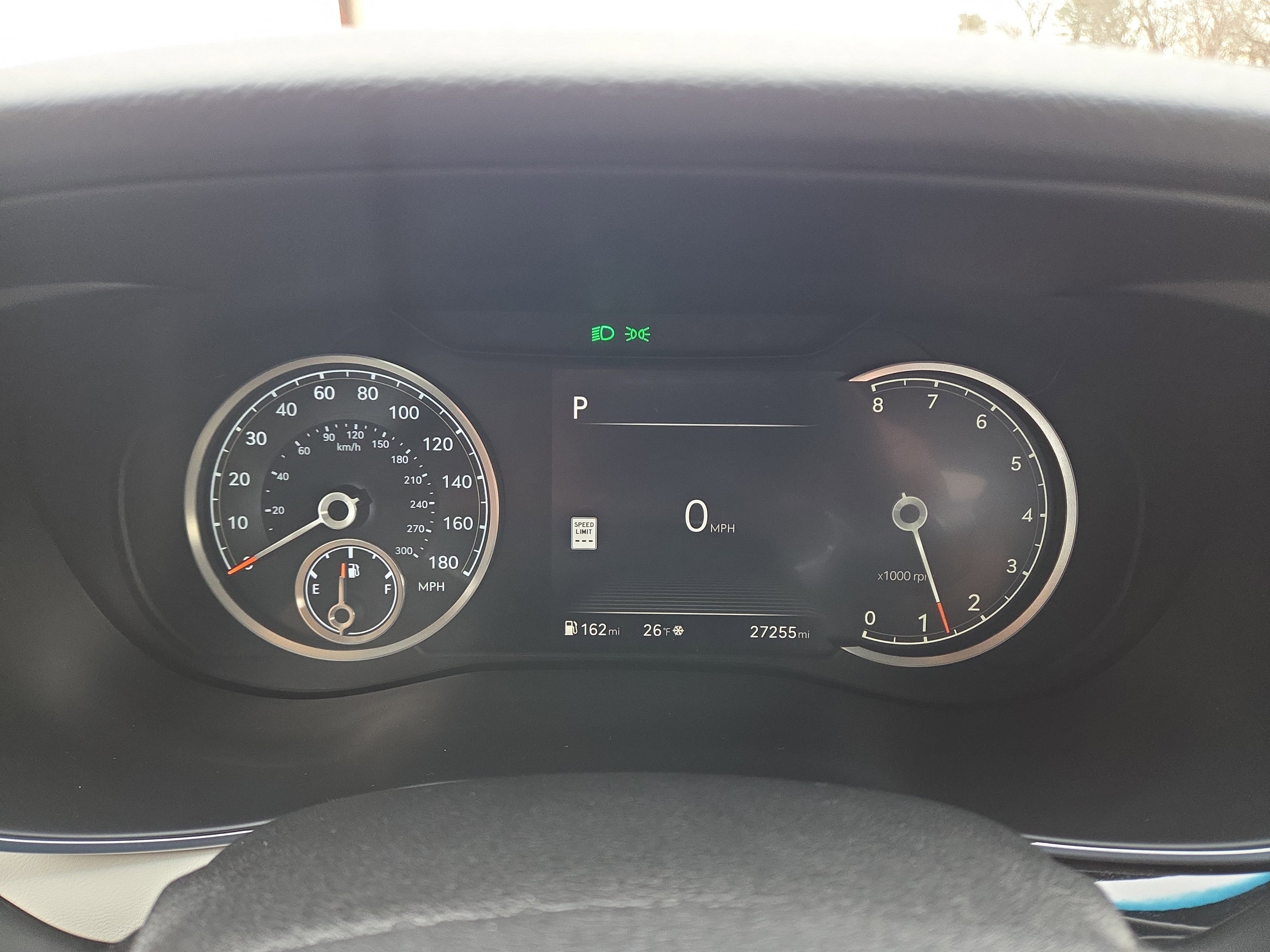 Used 2025 Genesis G70 2.5T image 20