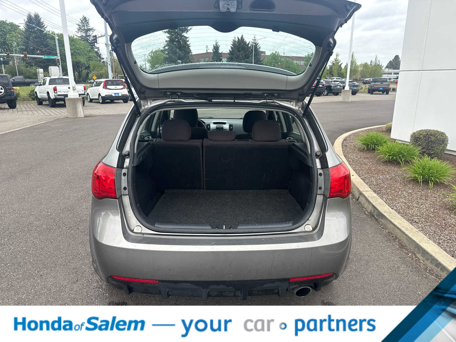 Used 2011 Kia Forte SX FWD image 19
