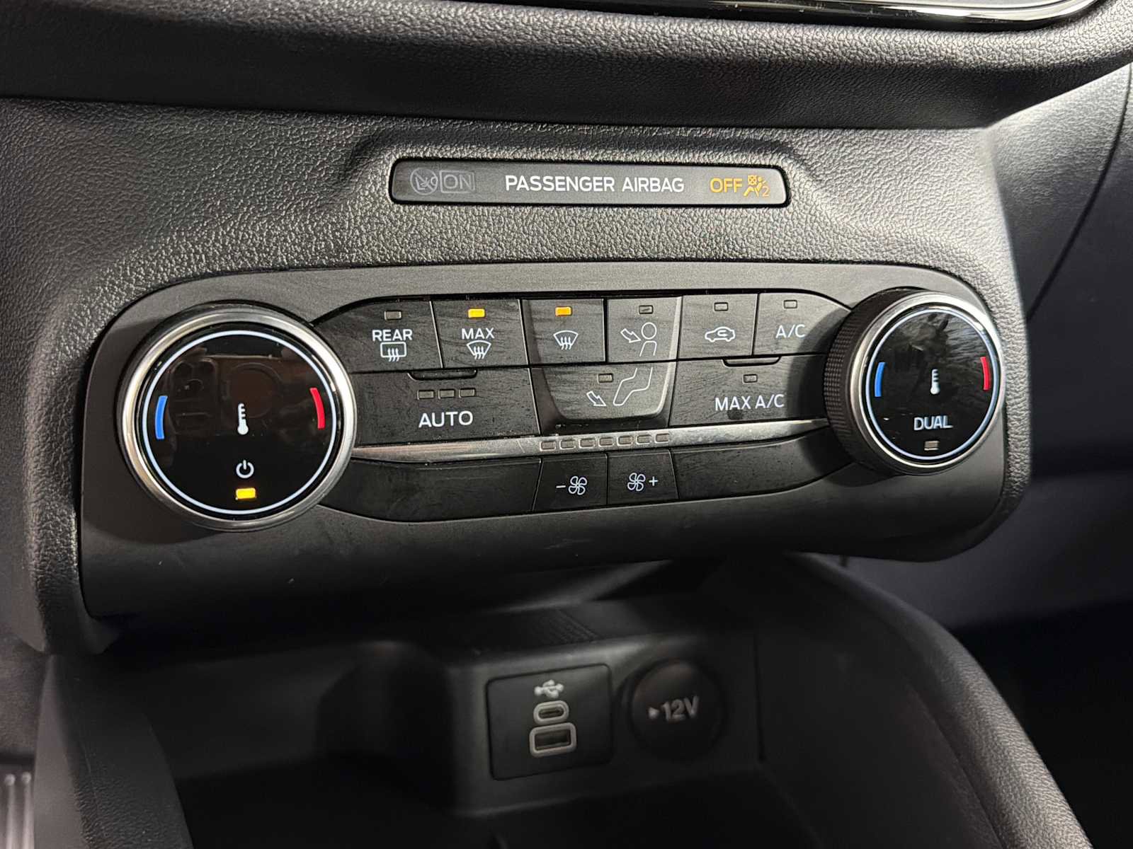 Used 2025 Ford Escape ST-Line image 56