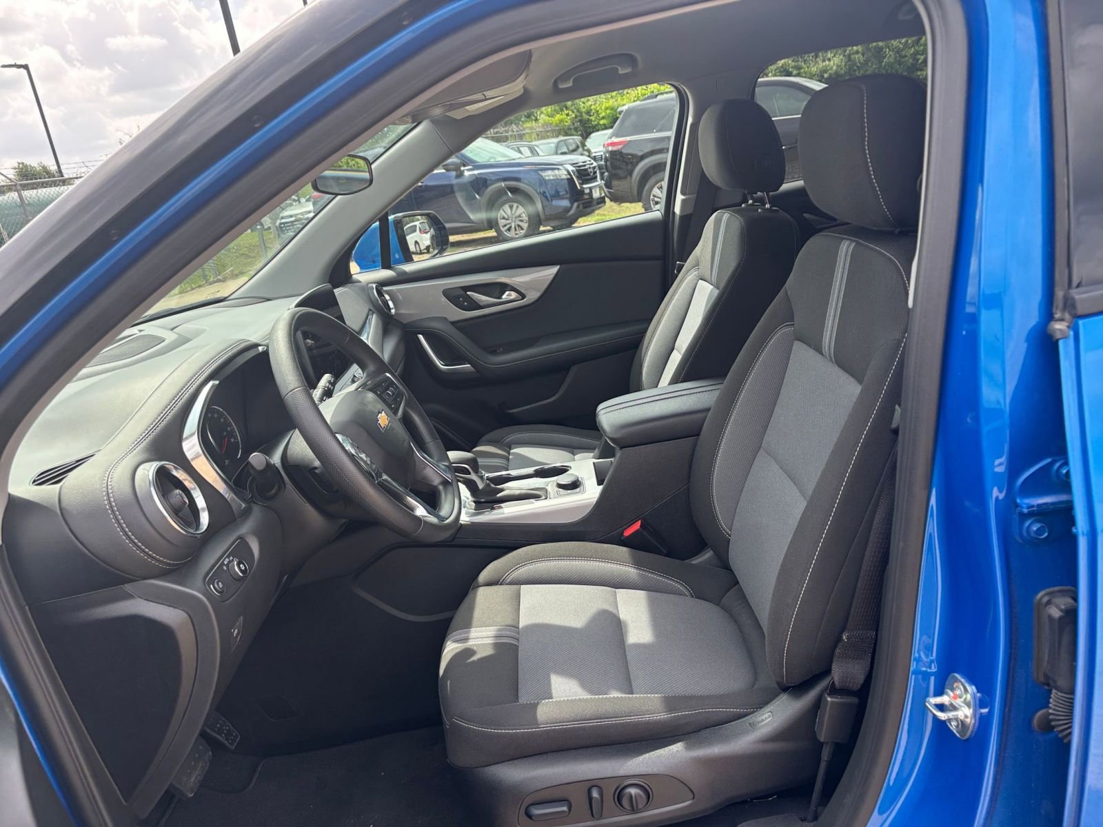Used 2025 Chevrolet Blazer LT image 28