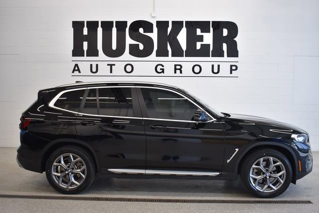 Used 2023 BMW X3 xDrive30i w/ Premium Package AWD/4WD image 2