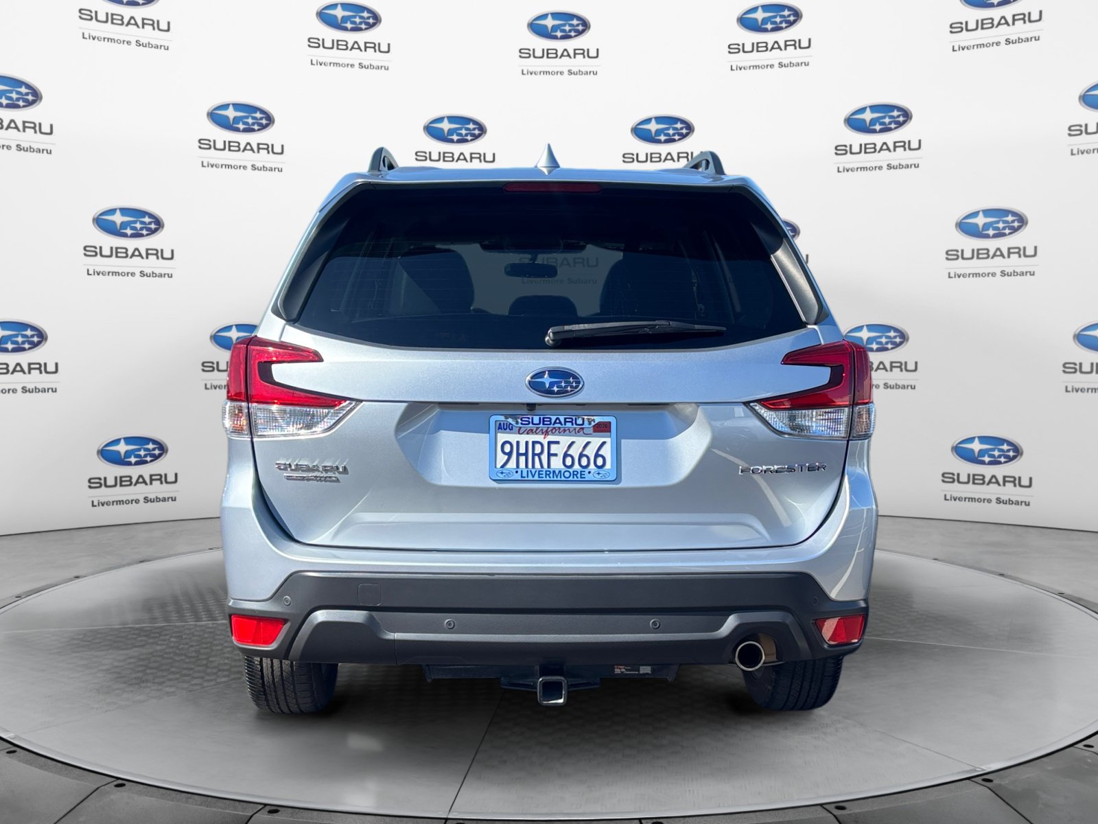 Used 2023 Subaru Forester Limited AWD/4WD image 5