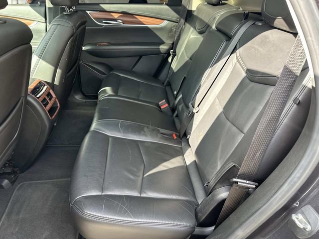 Used 2019 Cadillac XT5 Premium Luxury w/ Driver Assist Package AWD/4WD image 11