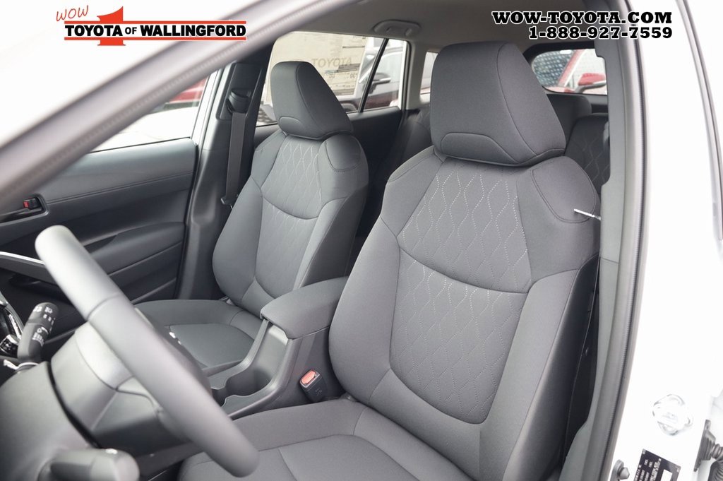 New 2026 Toyota Corolla Cross LE w/ Cold Weather Package image 8