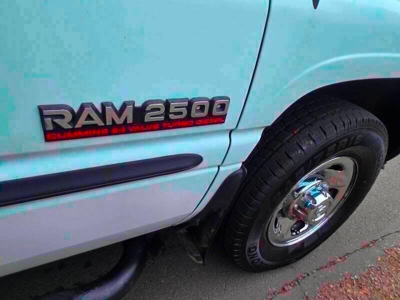 Used 1999 Dodge Ram 2500 Truck 2WD Quad Cab image 22