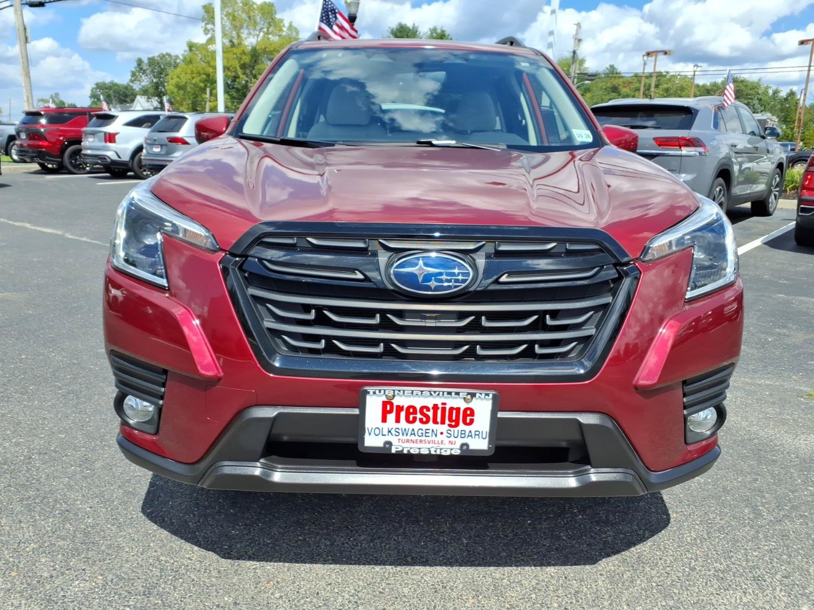Certified 2023 Subaru Forester Premium AWD/4WD image 6