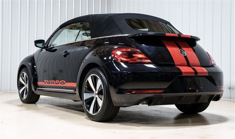 Used 2013 Volkswagen Beetle 2.0T FWD image 5